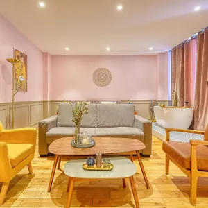 Appartement Luxury Republique, Parijs